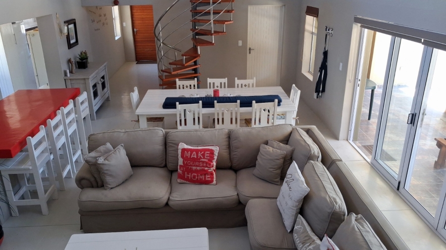 6 Bedroom Property for Sale in Stilbaai Wes Western Cape